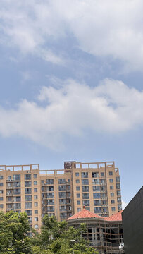 蔚藍(lán)天空