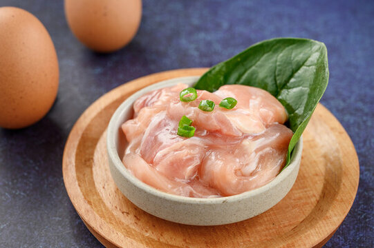 嫩滑雞肉片