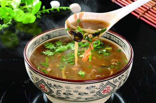 酸辣肥腸湯