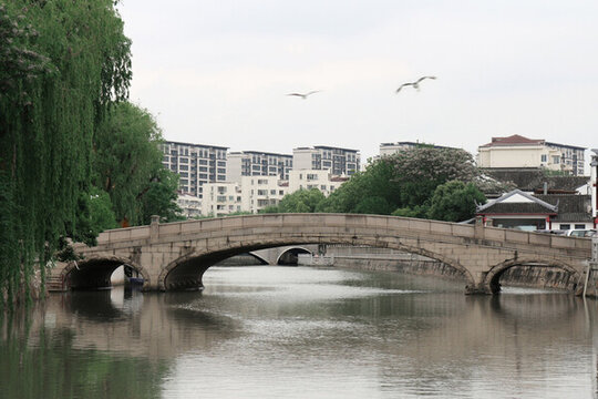石拱橋