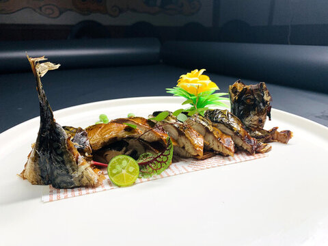 烤秋刀魚