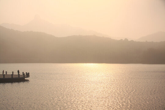 松月湖景區(qū)風(fēng)光