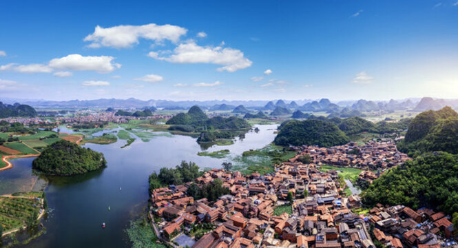 航拍云南普者黑山水鄉(xiāng)村美景