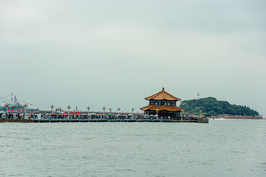 山東青島棧橋自然風(fēng)光