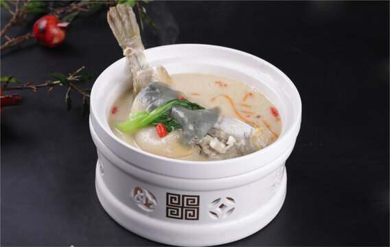 奶湯河豚