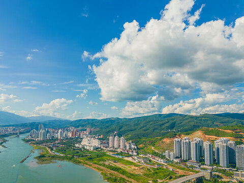 航拍西雙版納景洪市城市風(fēng)光