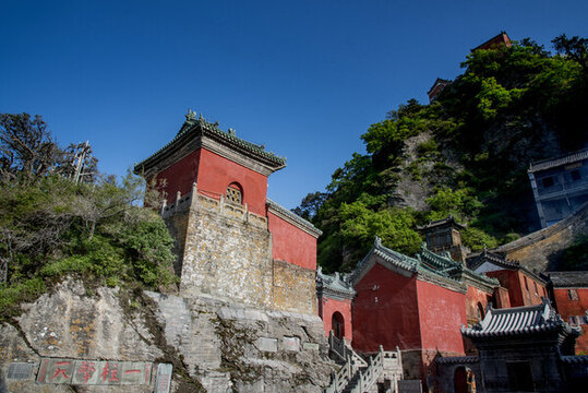 武當(dāng)山金頂風(fēng)景區(qū)