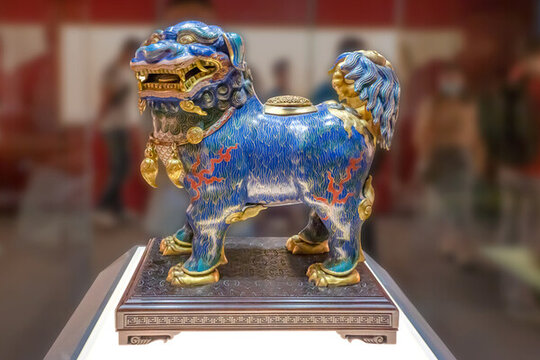掐絲琺瑯麒麟香爐