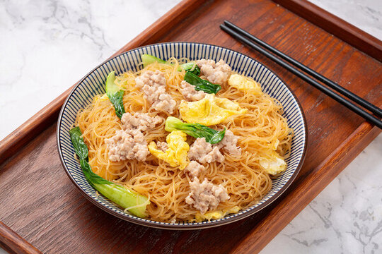 雞蛋肉末蒸米粉