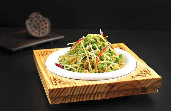 炒黑豆芽