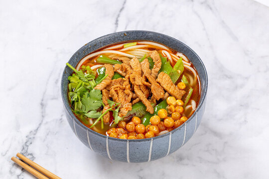 青椒肉絲米線