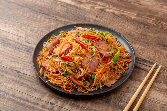 培根炒米粉