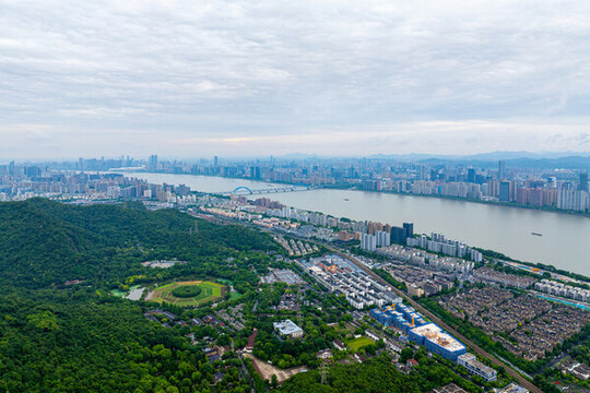杭州復(fù)興大橋與城市風(fēng)光