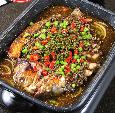烤魚(yú)