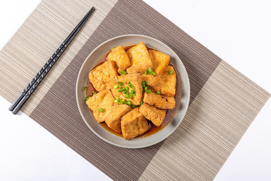 鹵油豆腐