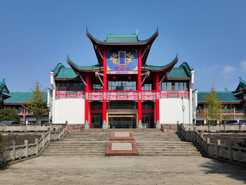 重慶川劇院正門龍鳳呈祥