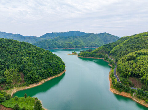 安徽皖南川藏線青龍湖風(fēng)景區(qū)