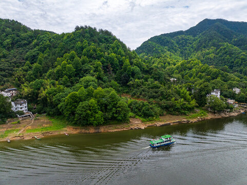 安徽新安江山水畫(huà)廊風(fēng)景區(qū)