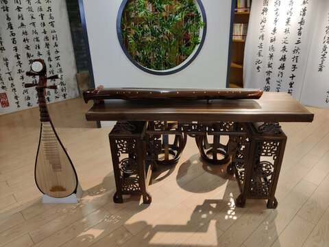琵琶和古箏
