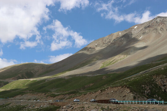 禿山