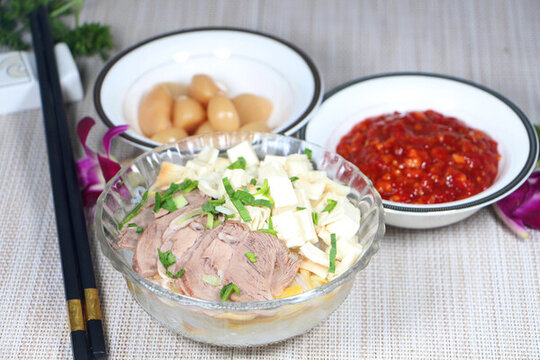 羊肉泡饃