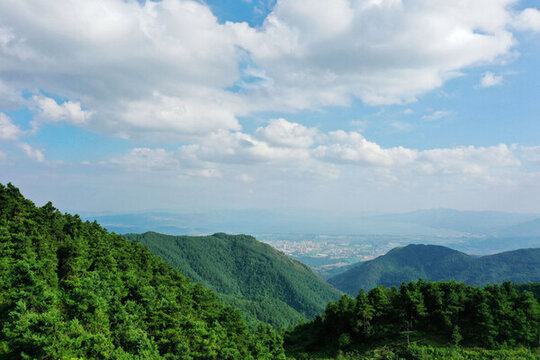 梁王山風(fēng)光