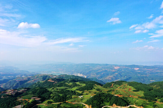 梁王山風(fēng)光