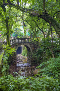 石拱橋