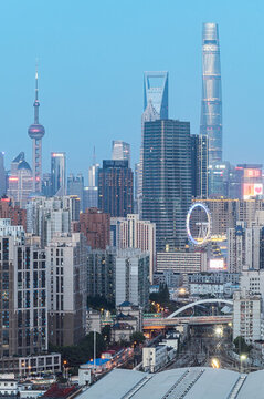 上海市區(qū)高樓林立城市風(fēng)光
