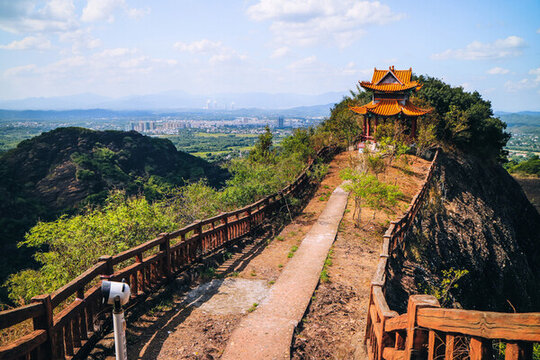 河源越王山