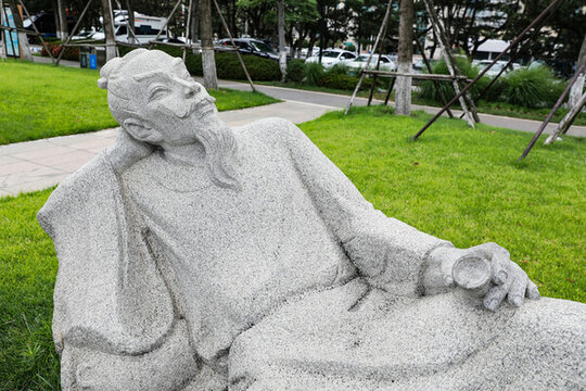 詩仙李白雕塑
