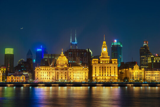 上海外灘夜景鐘樓