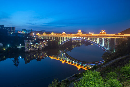 廣西三江風(fēng)雨橋夜景