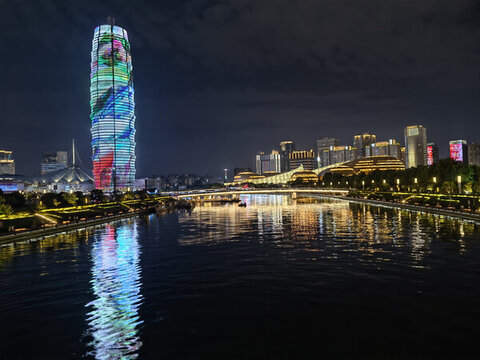 鄭東新區(qū)大玉米夜景