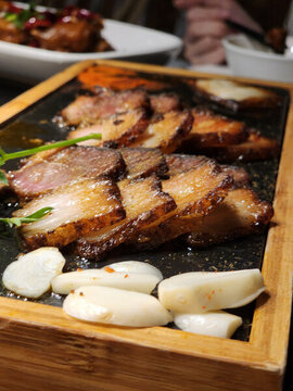 炭火烤肉