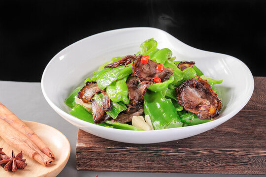 辣椒炒肉