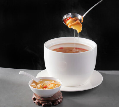 松茸竹笙湯
