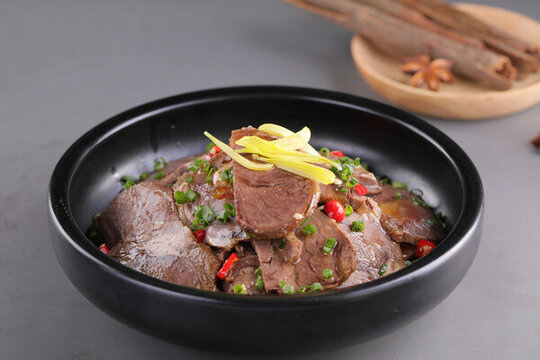 涼拌牛肉