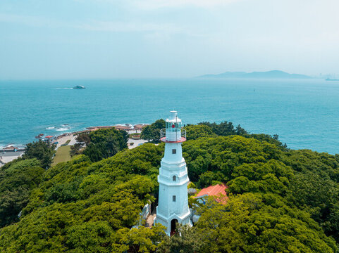 青島城市風(fēng)光小魚島燈塔