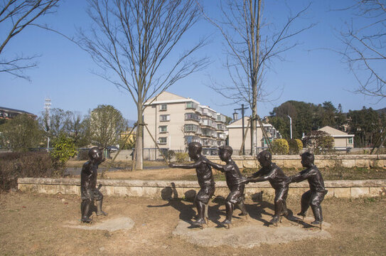 老鷹捉小雞兒童游戲