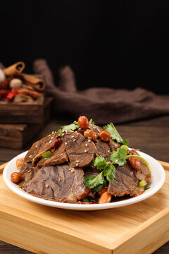 涼拌牛肉