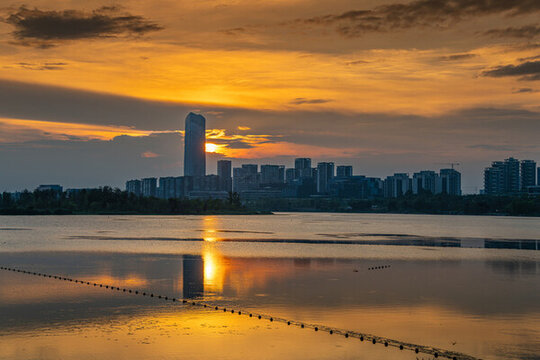 興隆湖夕陽