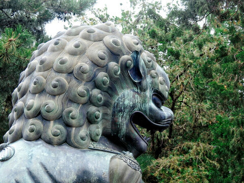 銅獅子
