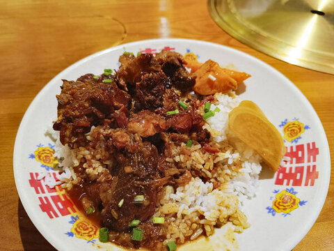 排骨飯