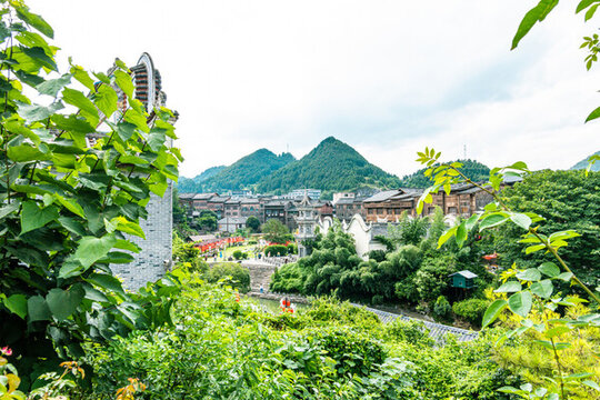 下司古鎮(zhèn)小河灣惜字塔廣東會(huì)館