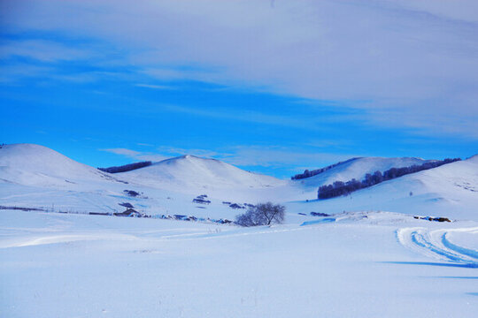 烏蘭布統(tǒng)雪景
