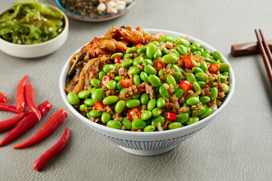 毛豆炒肉沫飯