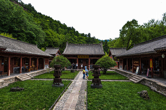 甘肅天水麥積山石窟