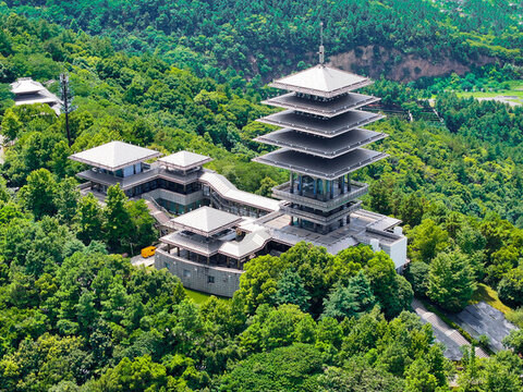 東來閣