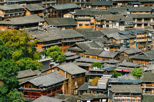 密集的村落房屋